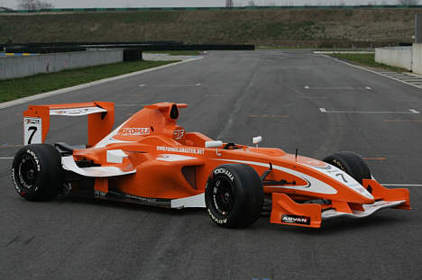 Den spritnye GP3-racer, som Kasper Andersen skal køre i 2007, blev afsløret ved det store internationale bilshow i Birmingham den 11. januar i år.